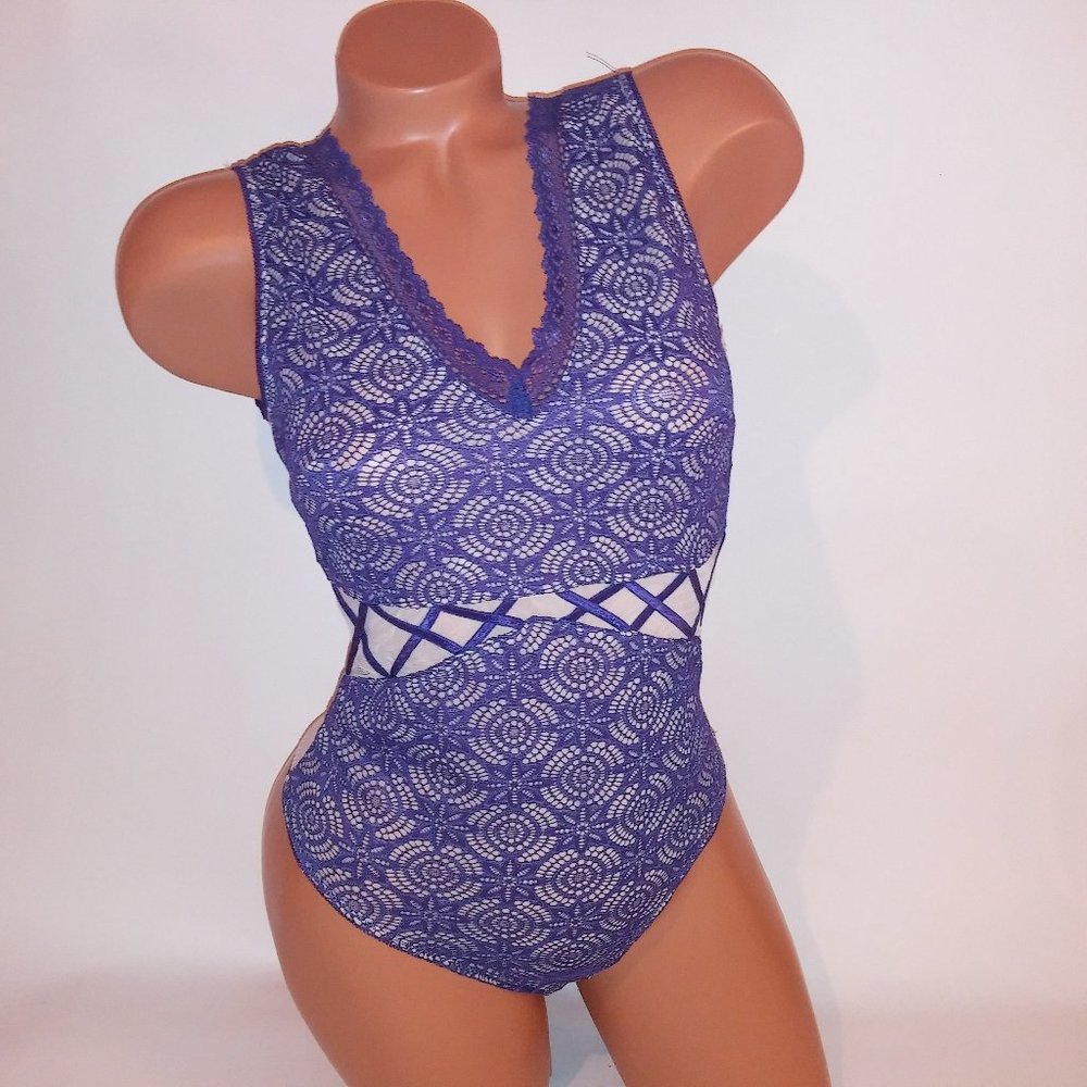 Black Fuchsia Lingerie